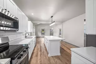 608 Easley Bridge Rd, Greenville, SC 29611 - Photo 7