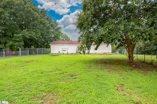 377 Fort Lindley Rd, Laurens, SC 29360 - Photo 39