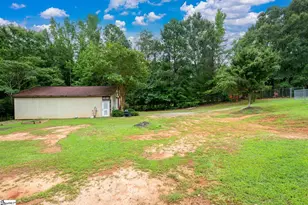 377 Fort Lindley Rd, Laurens, SC 29360 - Photo 33