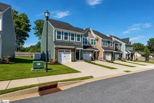 131 Marthawood Ln, Greer, SC 29650 - Photo 3