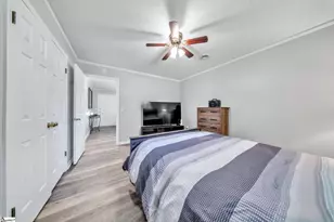 207 Vinewood St, Piedmont, SC 29673 - Photo 11
