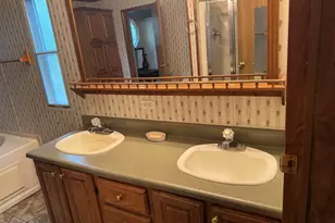322 Lakeview Dr, Townville, SC 29689 - Photo 41