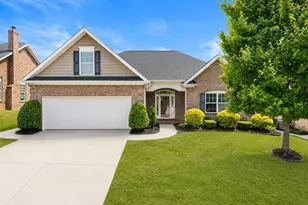 4 Cedarcrest Ct, Simpsonville, SC 29680 - Photo 1