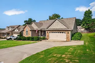 846 Affirmed Dr, Boiling Springs, SC 29316 - Photo 3