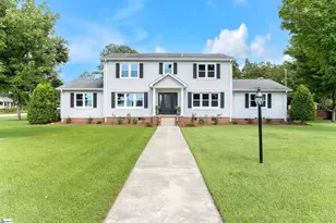 701 Chestnut St, Clinton, SC 29325 - Photo 1