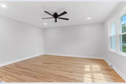 701 Chestnut Street, Clinton, SC 29325 - Photo 9