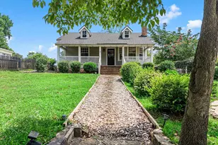 143 Broadway Ave, Tryon, NC 28782 - Photo 1