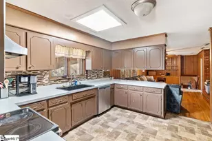 524 Perrin Dr, Spartanburg, SC 29307 - Photo 27