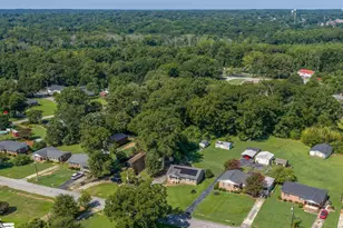 202 Hilldale Ave, Laurens, SC 29360 - Photo 27