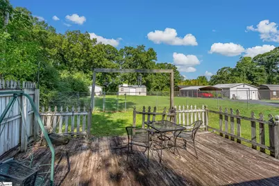 202 Hilldale Avenue, Laurens, SC 29360 - Photo 21