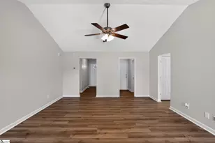 6 Windjammer Ln, Greenville, SC 29617 - Photo 5
