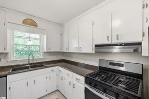 132 Trent Dr, Taylors, SC 29687 - Photo 11
