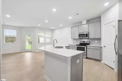 294 E Compass Way, Easley, SC 29640 - Photo 3