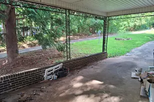 211 Thomas Rd, Pickens, SC 29671 - Photo 9