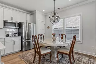 400 Aztec Ct, Greenville, SC 29607 - Photo 19