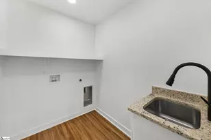 202 Pine St, Easley, SC 29640 - Photo 27