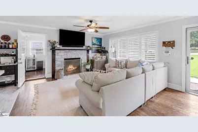 212 Robin Hood Road, Greenville, SC 29607 - Photo 5