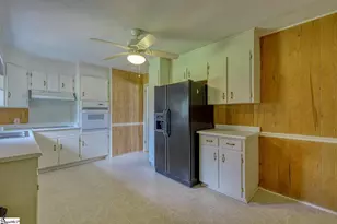 5 Clover St, Inman, SC 29349 - Photo 11