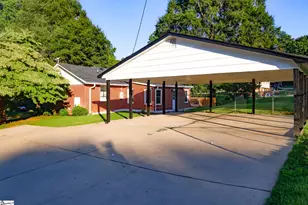 139 Ashmore Ave, Gaffney, SC 29340 - Photo 9
