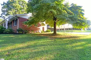 139 Ashmore Ave, Gaffney, SC 29340 - Photo 13