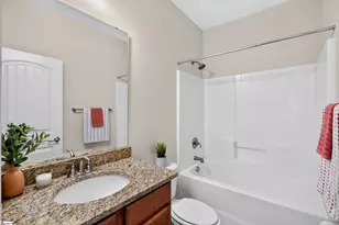 640 Flintrock Dr, Boiling Springs, SC 29316 - Photo 9