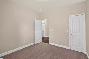 640 Flintrock Dr, Boiling Springs, SC 29316 - Photo 11