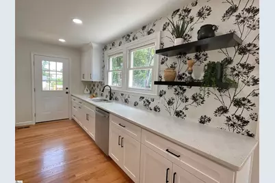 15 Orlando Avenue, Greenville, SC 29609 - Photo 3