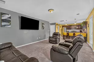 520 Millsgate Cir, Boiling Springs, SC 29316 - Photo 7