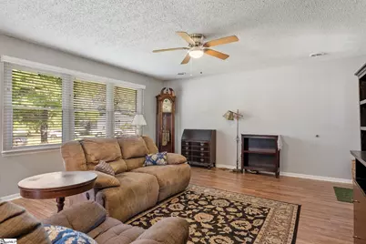 17 Lawnview Court, Wellford, SC 29385 - Photo 11