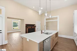 200 S C St, Easley, SC 29640 - Photo 21