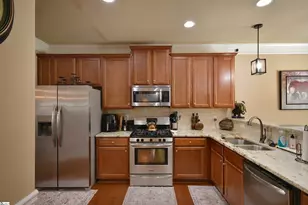 324 Barrett Chase Dr, Simpsonville, SC 29680 - Photo 7