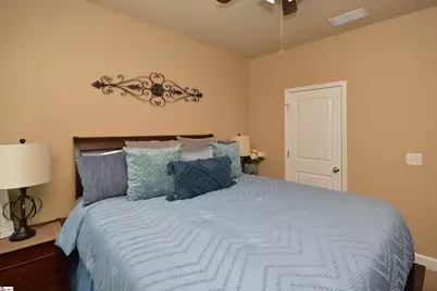 324 Barrett Chase Drive, Simpsonville, SC 29680 - Photo 15