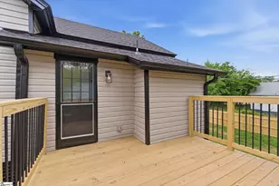 1 E 5th St, Greenville, SC 29611 - Photo 27