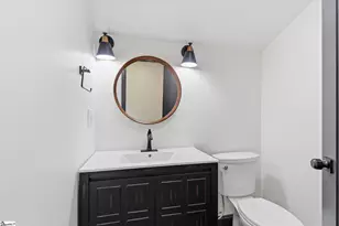 1 E 5th St, Greenville, SC 29611 - Photo 21