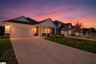 138 Layken Dr, Fountain Inn, SC 29644 - Photo 3