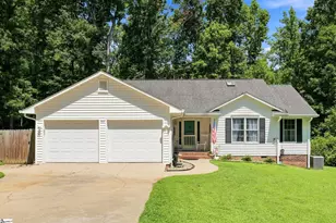 545 E Brookwood Dr, Landrum, SC 29356 - Photo 1