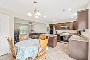 205 Mariner Ct, Greer, SC 29650 - Photo 13