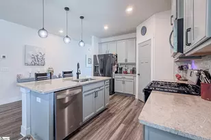 351 Pewter Cir, Simpsonville, SC 29680 - Photo 7