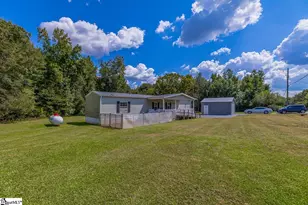 438 Lockhart Ln, Gaffney, SC 29341 - Photo 1