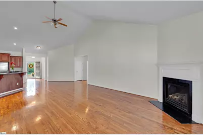 27 Pine Island Drive, Simpsonville, SC 29681 - Photo 5
