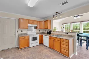 415 Scarlet Oak Dr, Fountain Inn, SC 29644 - Photo 9