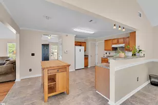 415 Scarlet Oak Dr, Fountain Inn, SC 29644 - Photo 11