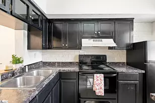 2530 E North St, Greenville, SC 29615 - Photo 7