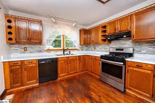 675 Old Mill Rd, Campobello, SC 29322 - Photo 15