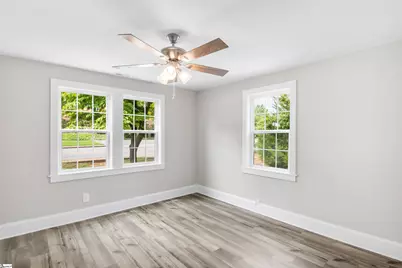 105 Pelzer Highway #Unit B, Easley, SC 29642 - Photo 11
