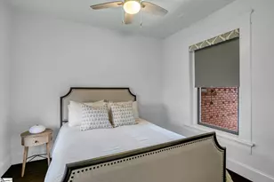 400 E Washington St, Greenville, SC 29601 - Photo 15