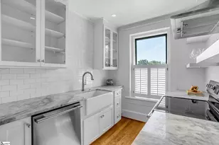 400 E Washington St, Greenville, SC 29601 - Photo 7