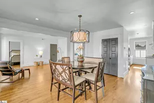 400 E Washington St, Greenville, SC 29601 - Photo 3