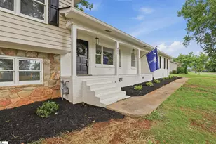 401 Clarendon Dr, Easley, SC 29642 - Photo 3