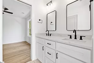 4 Temple St, Greenville, SC 29601 - Photo 25
